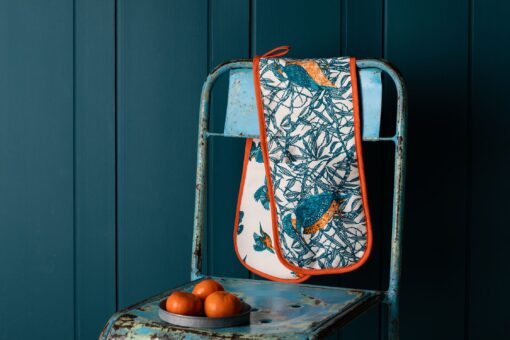 Kingfisher Oven Gloves by Cherith Harrison