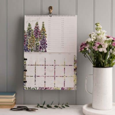 Seasonal Flowers Calendar and Quarterly Goal Planner - Image 10