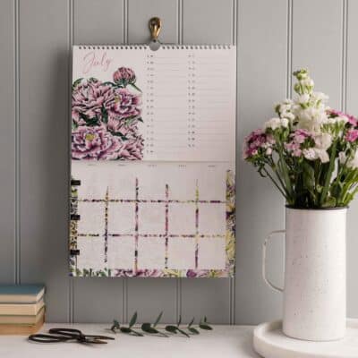 Seasonal Flowers Calendar and Quarterly Goal Planner - Image 9