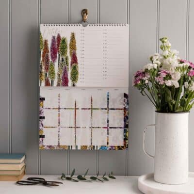 Seasonal Flowers Calendar and Quarterly Goal Planner - Image 12