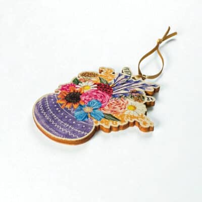 Floral Wooden Tree Decorations with Gold Ribbon Side Angle
