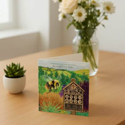 New Bee Home Card With Flowers